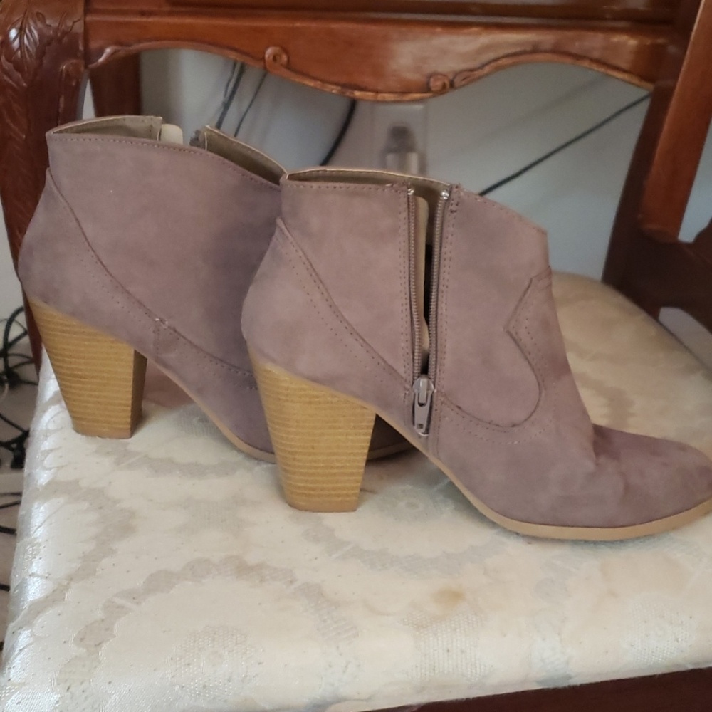 Booties - Picture 3 of 5